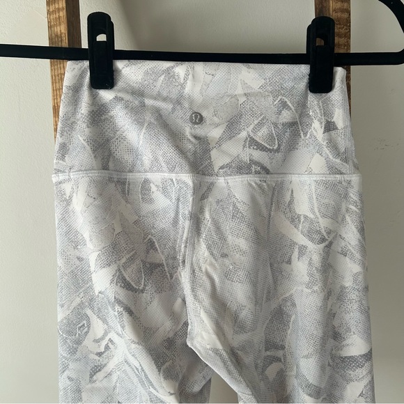 Lululemon Wunder Under High-Rise Tight 28" *Full-On Luxtreme, 4, jasmine white - Picture 5 of 5